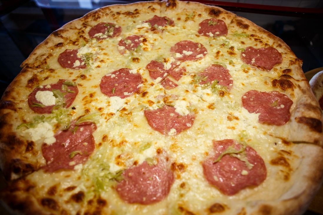 Old Dirty: Salami, Ricotta, Olive Oil, Pepperoncinis<br>